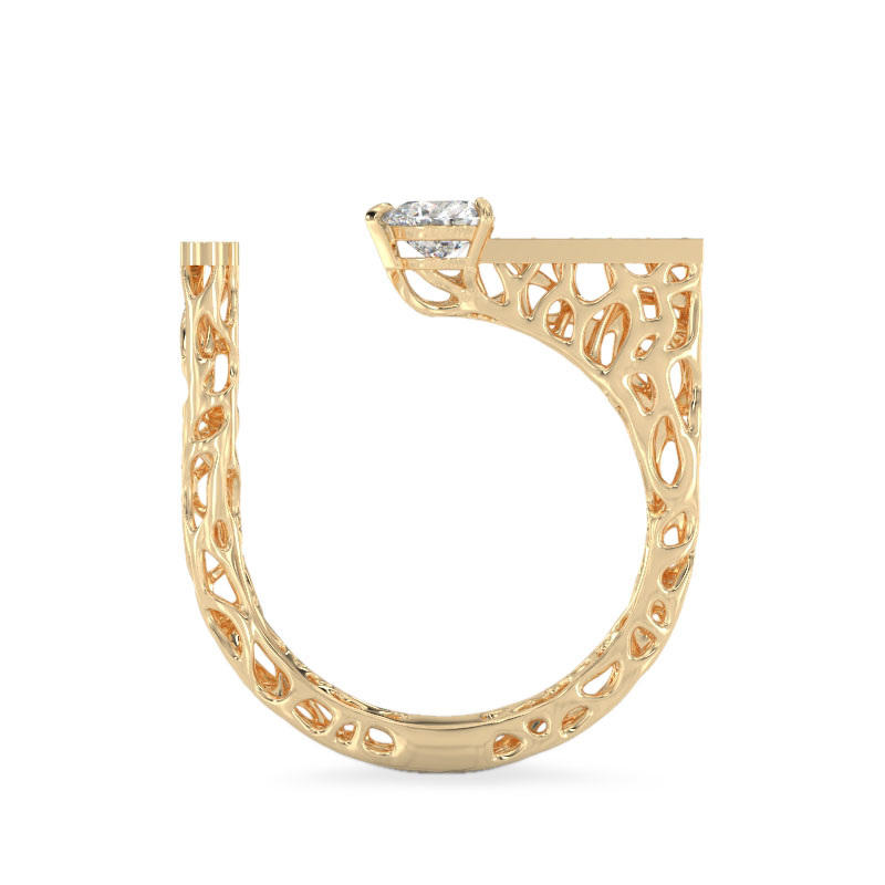 Yellow Gold Ring With Heart Stone3